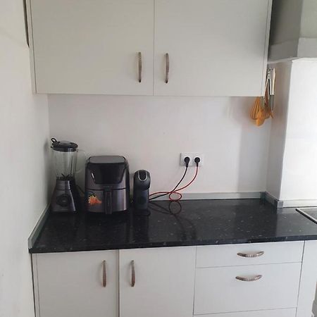 Habitacion Sencilla Con Balcon Виго Екстериор снимка
