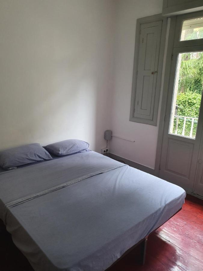 Habitacion Sencilla Con Balcon Виго Екстериор снимка